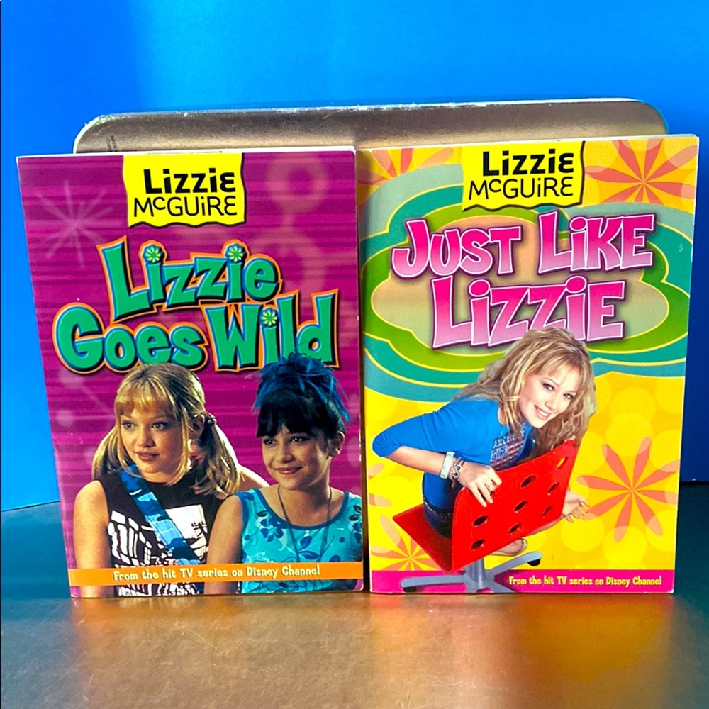 Disney Lizzie McGuire VTG Paperback Books Lizzie Goes Wild & Just Like Lizzie